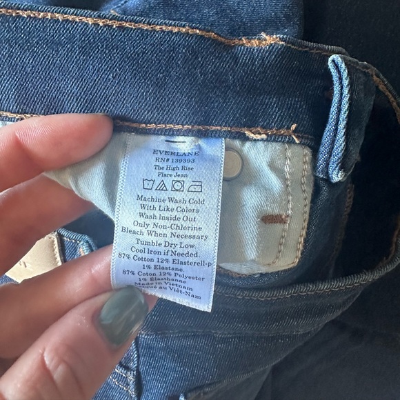 Everlane Modern Flare Jean, dark blue wash. Size 27 - Picture 7 of 7